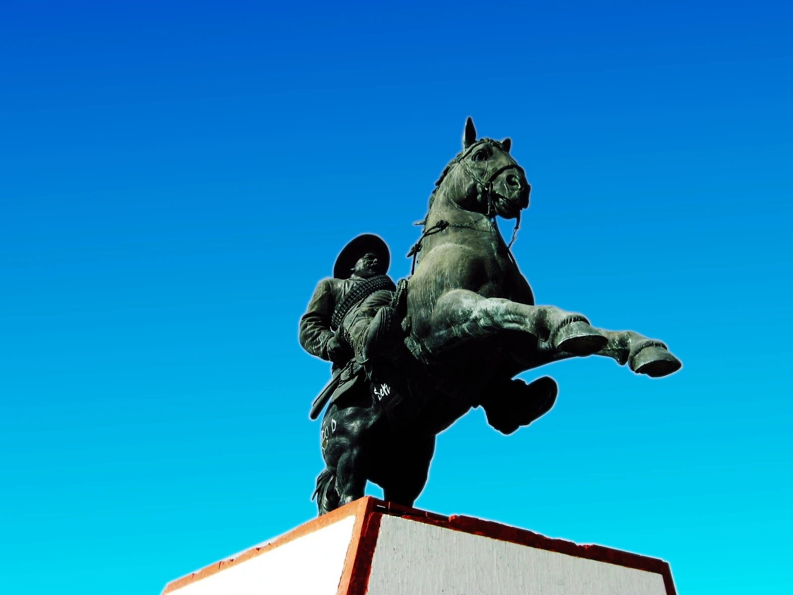 Monumento a Francisco Villa en Gómez Palacio
