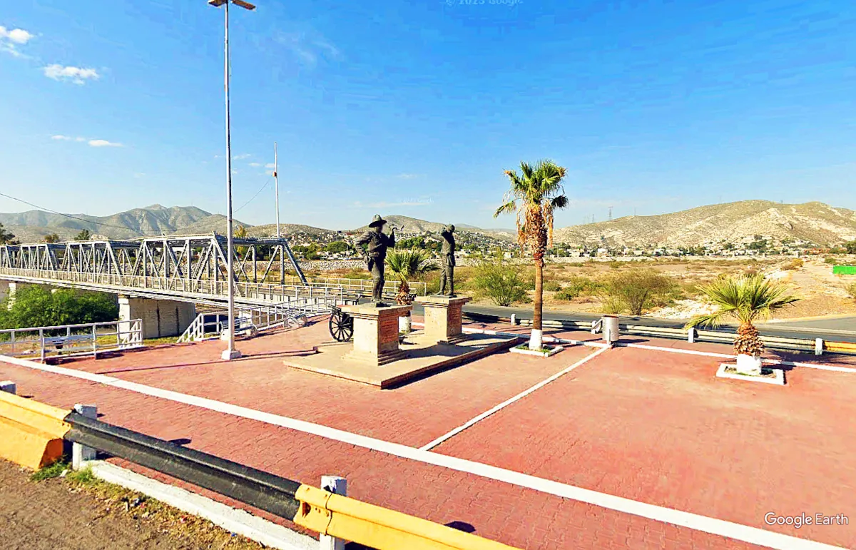 Monumento a Francisco Villa y Felipe Ángeles