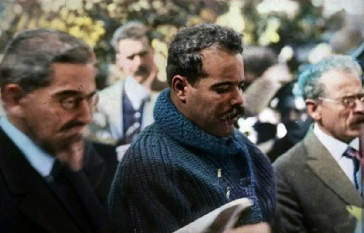 Cuando lloran los valientes, Villa llora la muerte de Madero